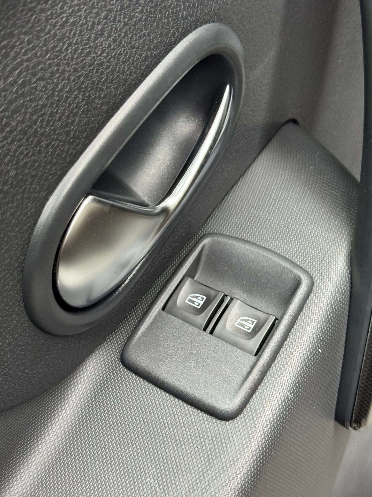 Dacia Logan Logan 1.0i SCe **12 mois de garantie**