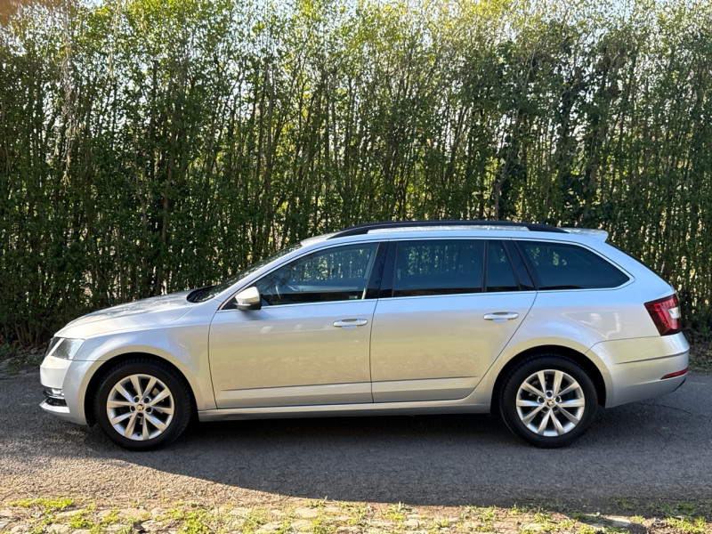 Skoda OCTAVIA COMBI 1.6 TDI 116CH SCR BUSINESS DSG7 * 11/2019 * 119.000KM