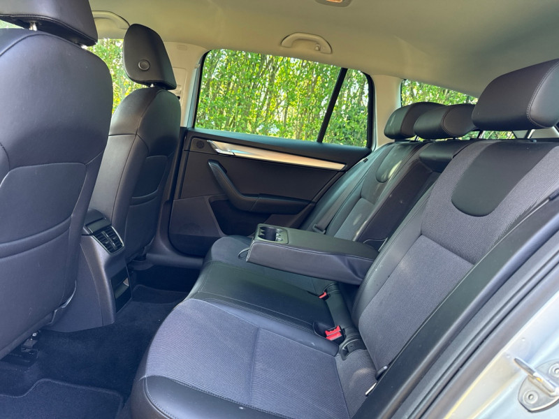 Skoda OCTAVIA COMBI 1.6 TDI 116CH SCR BUSINESS DSG7 * 11/2019 * 119.000KM