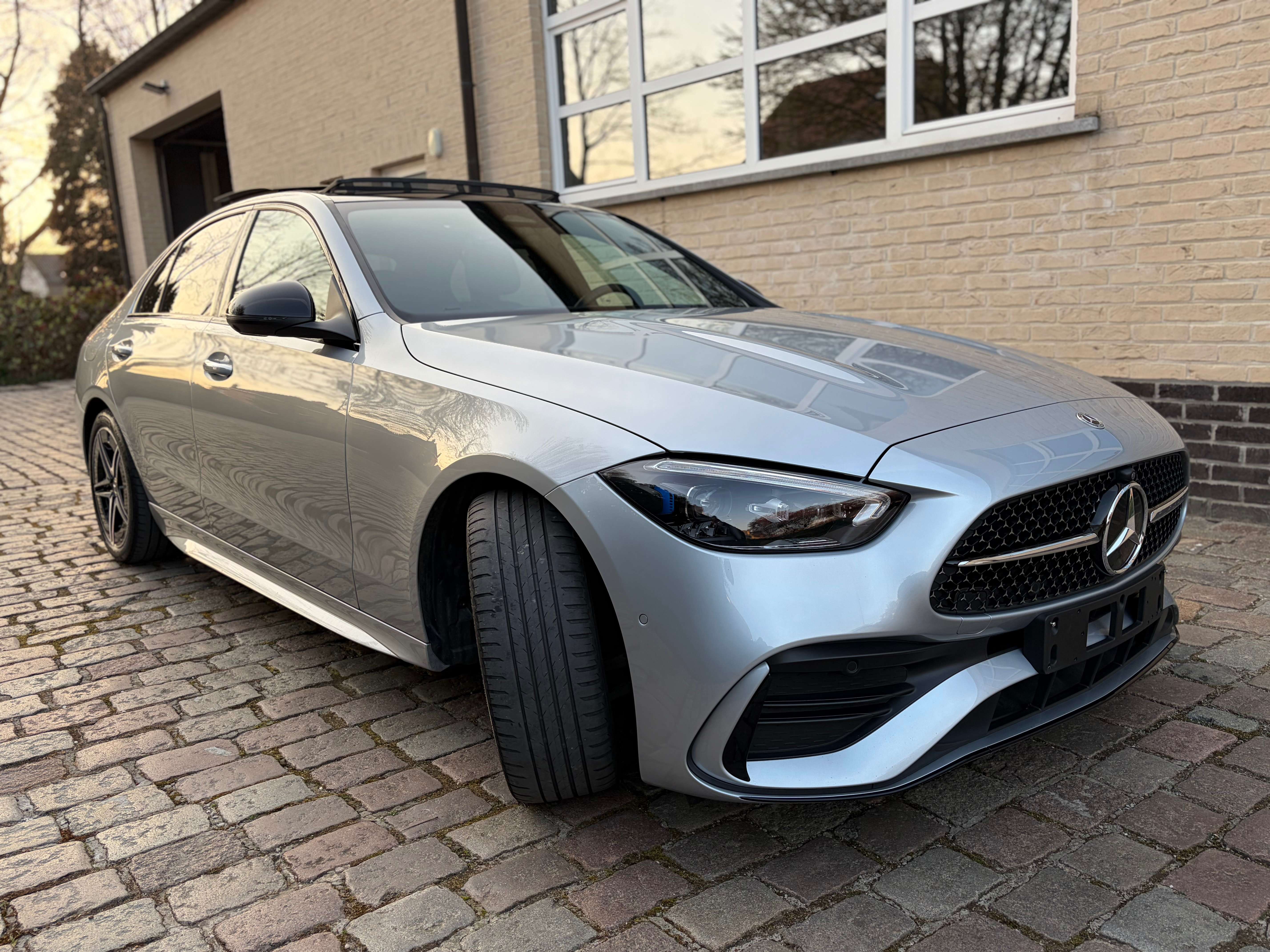 Mercedes-Benz C 180 AMG Line Pano Head up display  ### 32000 km ###