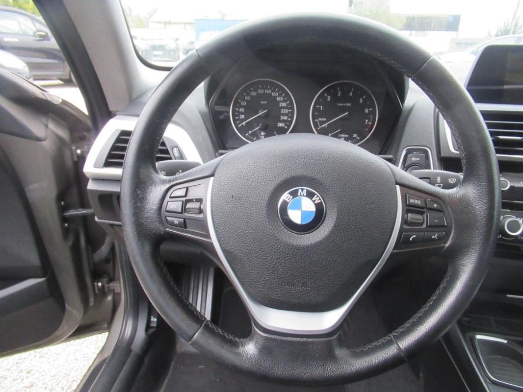 Bmw Serie 1 118i 2015 Sport LCI Crédit possible sur 60 mois