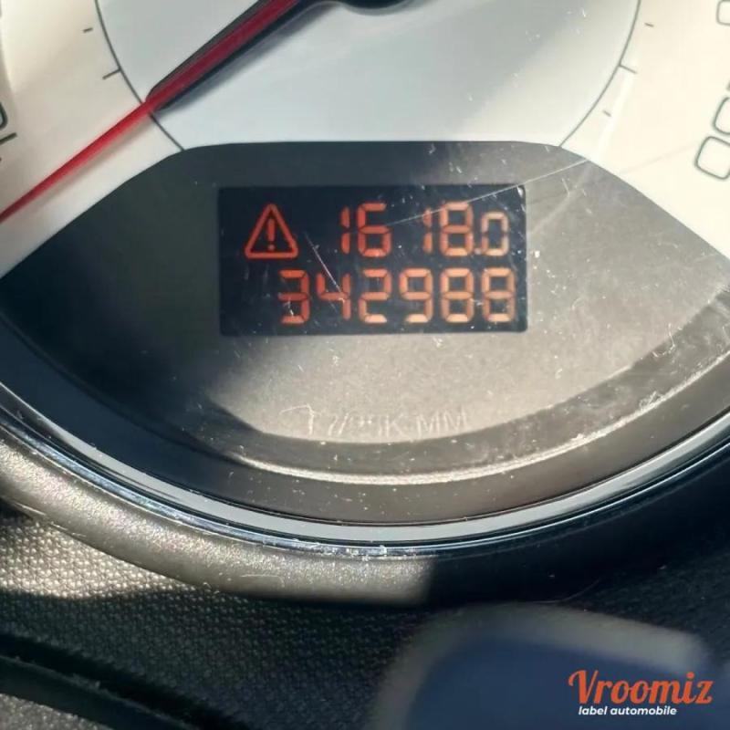 Peugeot 308 GENERATION-I 1.6 HDI 110 CONFORT PACK BMP BVA 1803