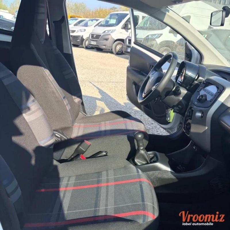 Peugeot 108 1.0 VTI 70 ALLURE