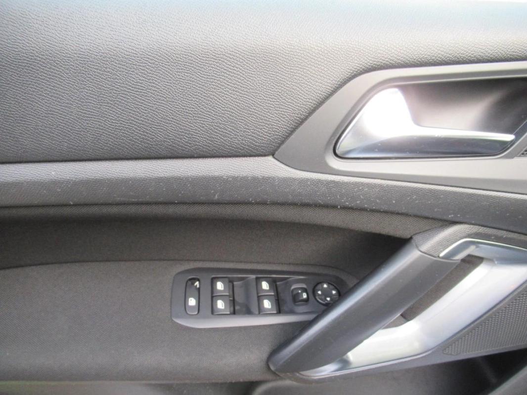 Peugeot 308 1.6 THP 125ch 1903