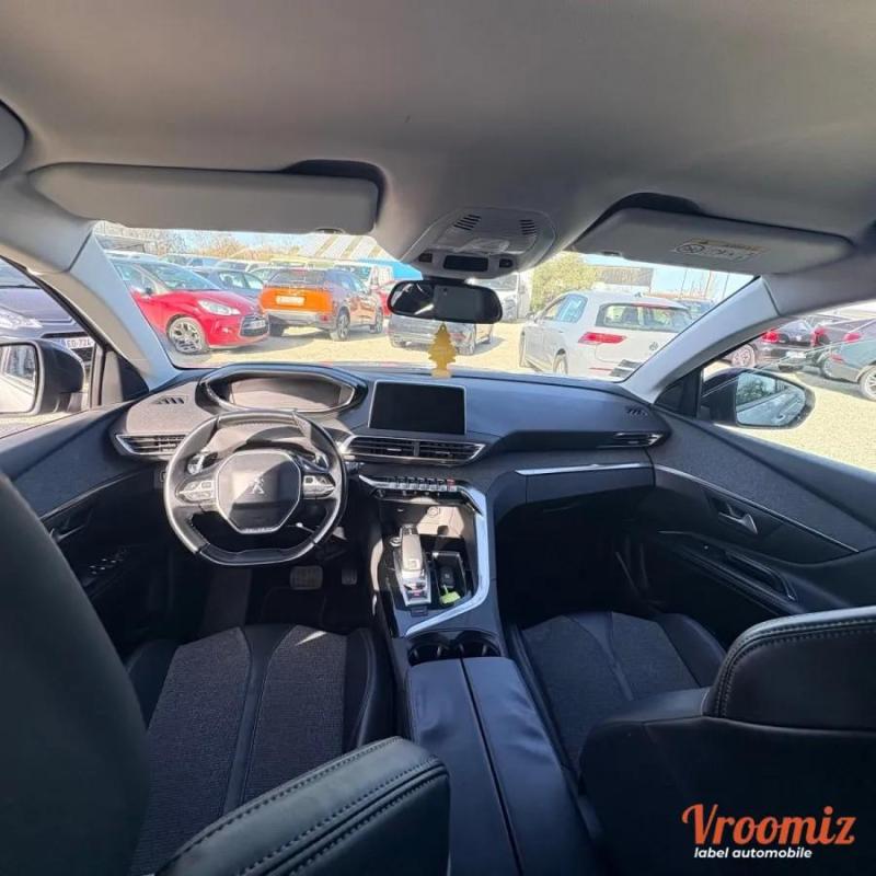 Peugeot 5008 GENERATION-II 1.5 BLUEHDI Crédit possible sur 60 mois