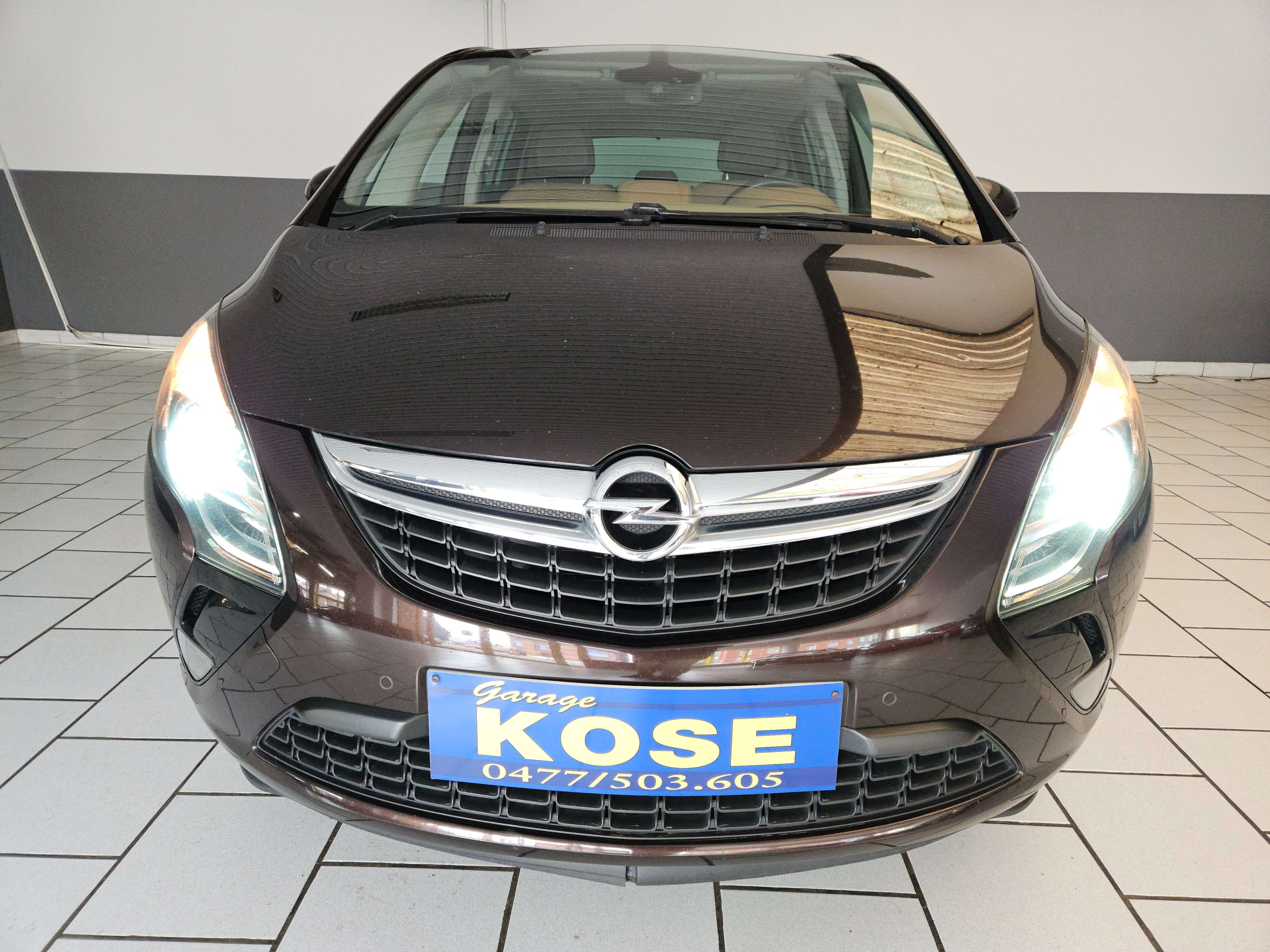 Opel Zafira Tourer 2.0 CDTi 110CV Cosmo | NAVI | TOIT PANORAMIQUE |