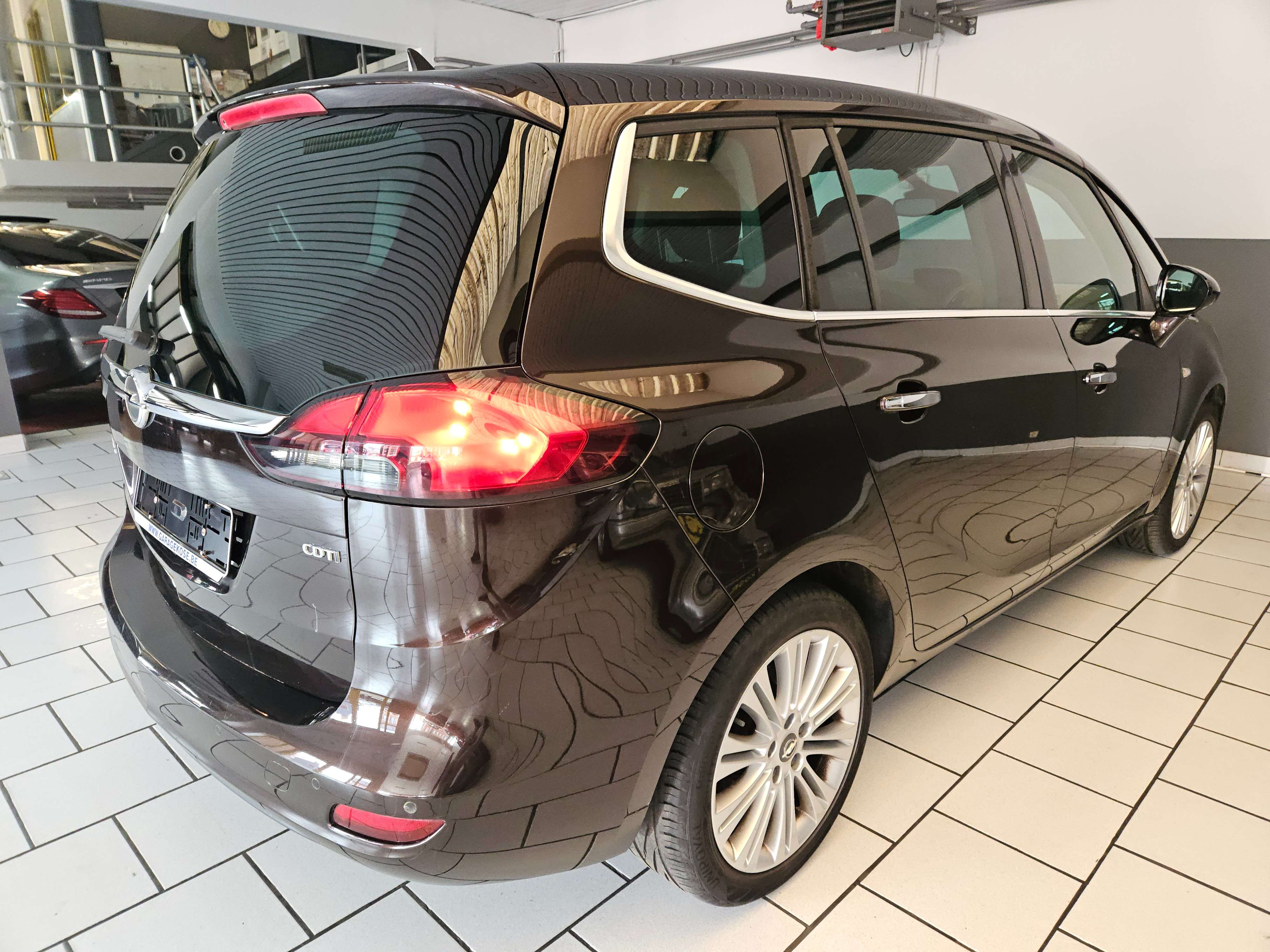Opel Zafira Tourer 2.0 CDTi 110CV Cosmo | NAVI | TOIT PANORAMIQUE |