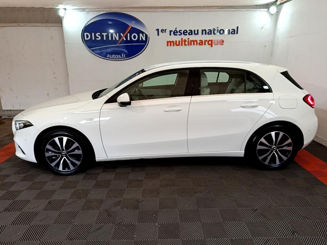 Mercedes-Benz Classe A IV Berline 250 e Business Line 8G-DCT