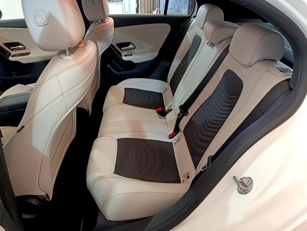 Mercedes-Benz Classe A IV Berline 250 e Business Line 8G-DCT