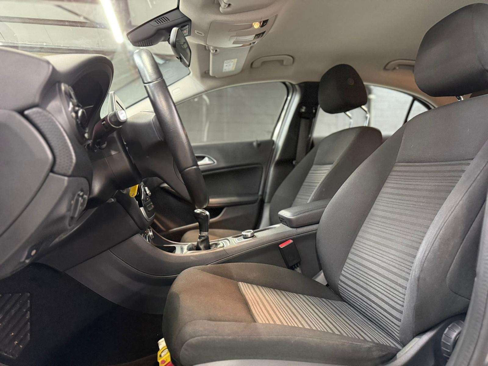 Mercedes-Benz A 180 d * GARANTIE 12 MOIS * CLIM *GPS* BLUETOOTH