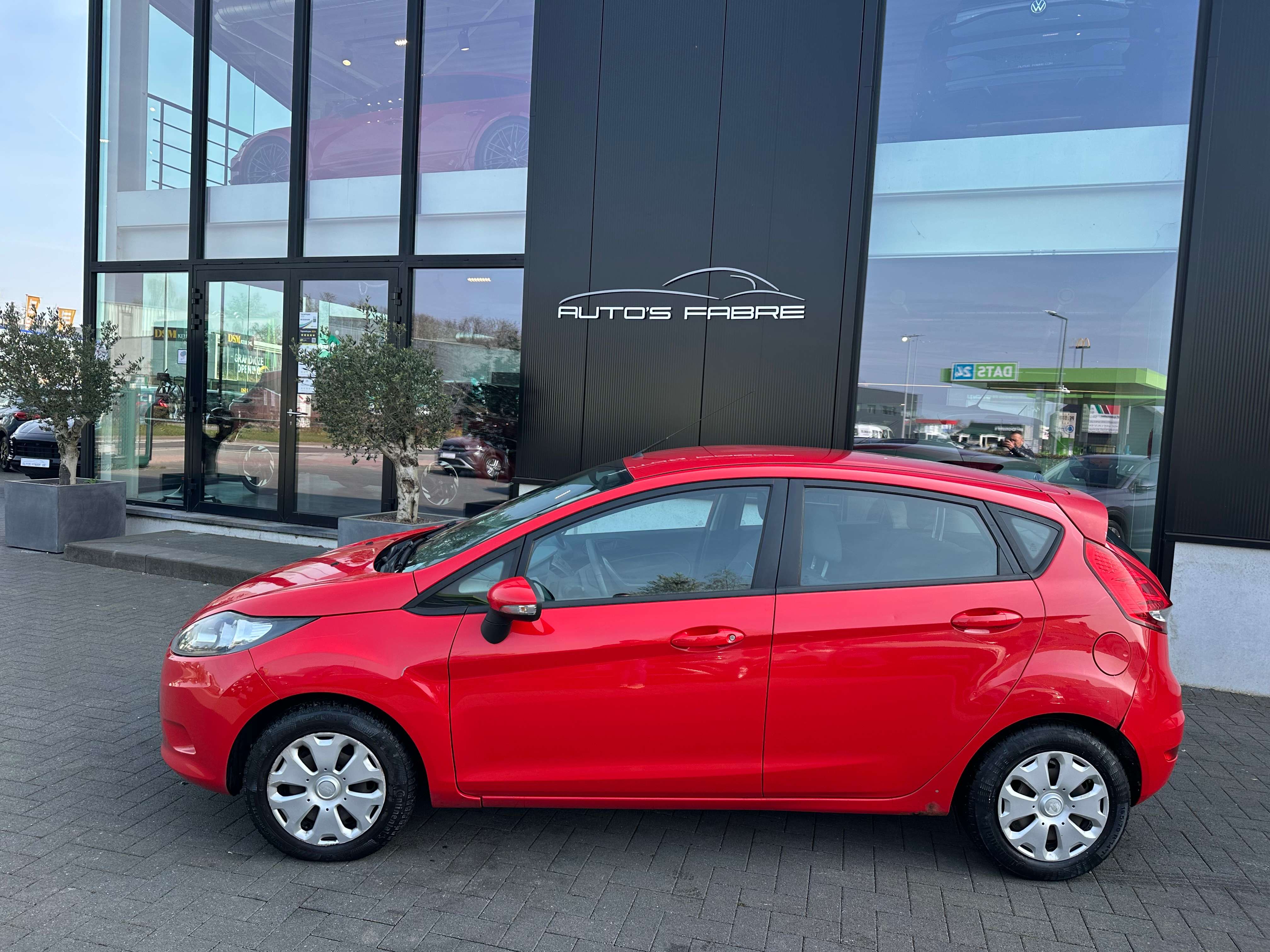 Ford Fiesta 1.6 TDCi Trend Roule et freine 1000euro