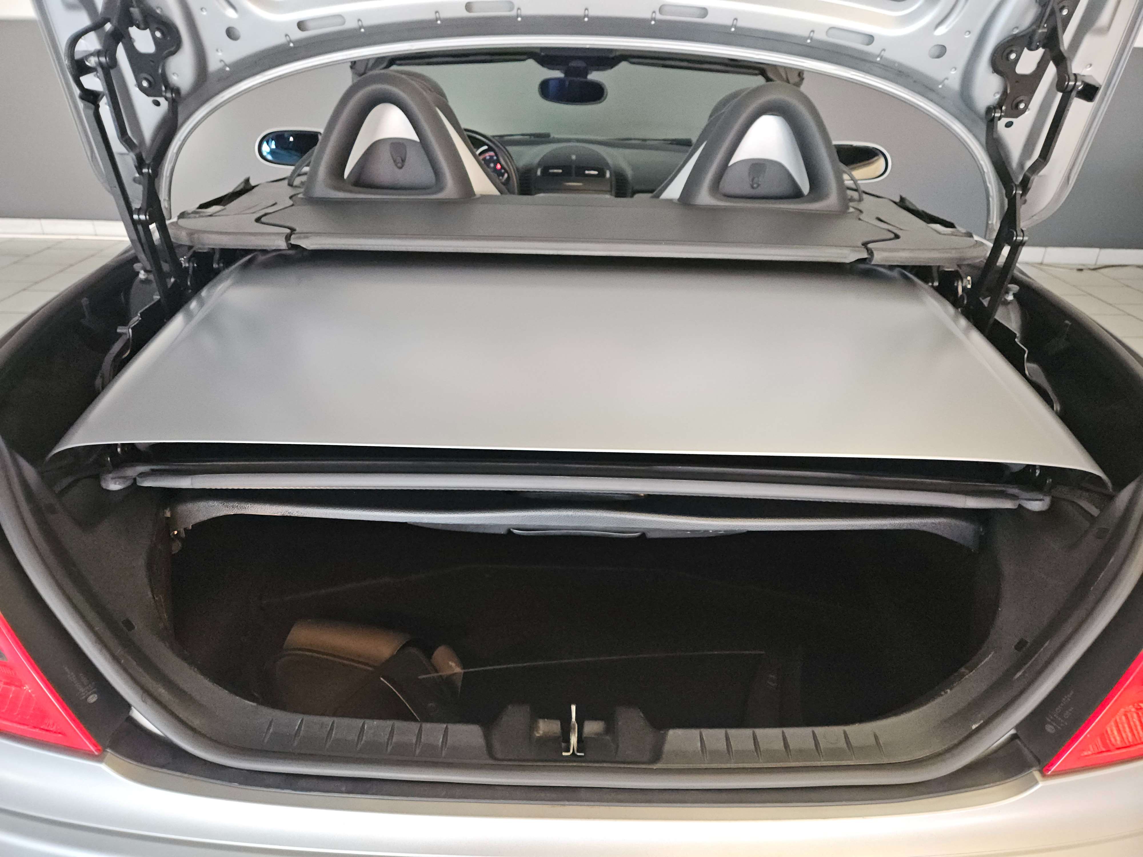 Mercedes-Benz SLK 200 Edition | Cui | Ventilé | Chauffants | Navigation