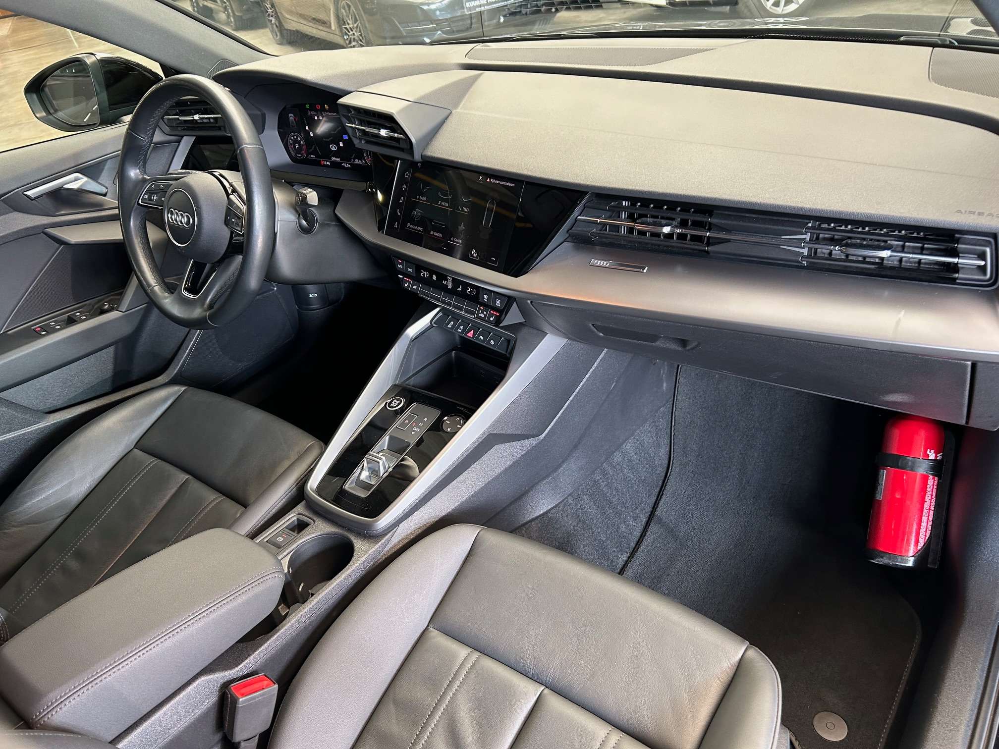 Audi A3 30 TFSI S Tronic Led/Leder/Pdc/Gps *1j garantie*