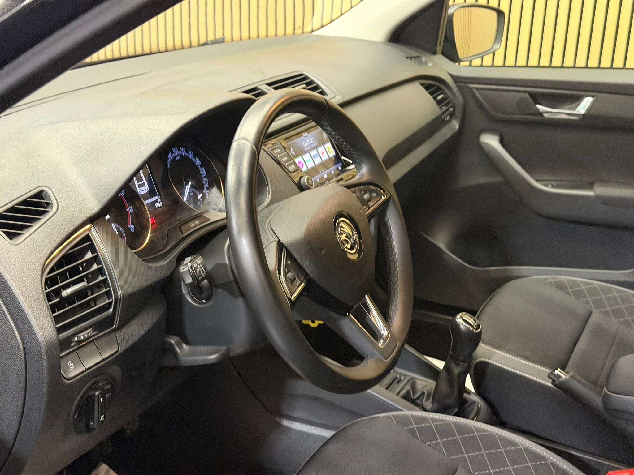 Skoda Fabia 1.2i * 1ER PROPRIÉTAIRE * GARANTIE 12 MOIS *