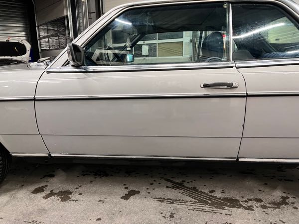Mercedes-Benz Classe E Mercedes 230 CE W123
