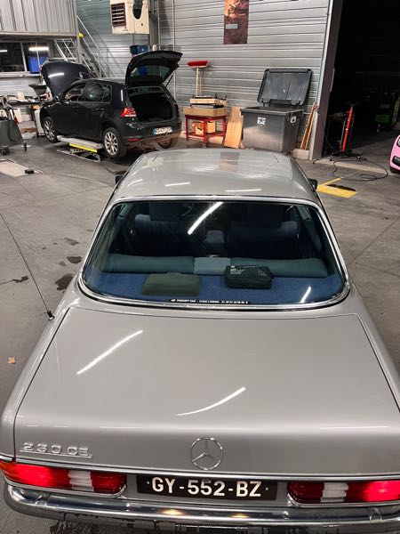 Mercedes-Benz Classe E Mercedes 230 CE W123