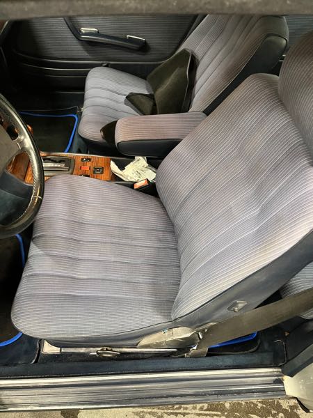 Mercedes-Benz Classe E Mercedes 230 CE W123