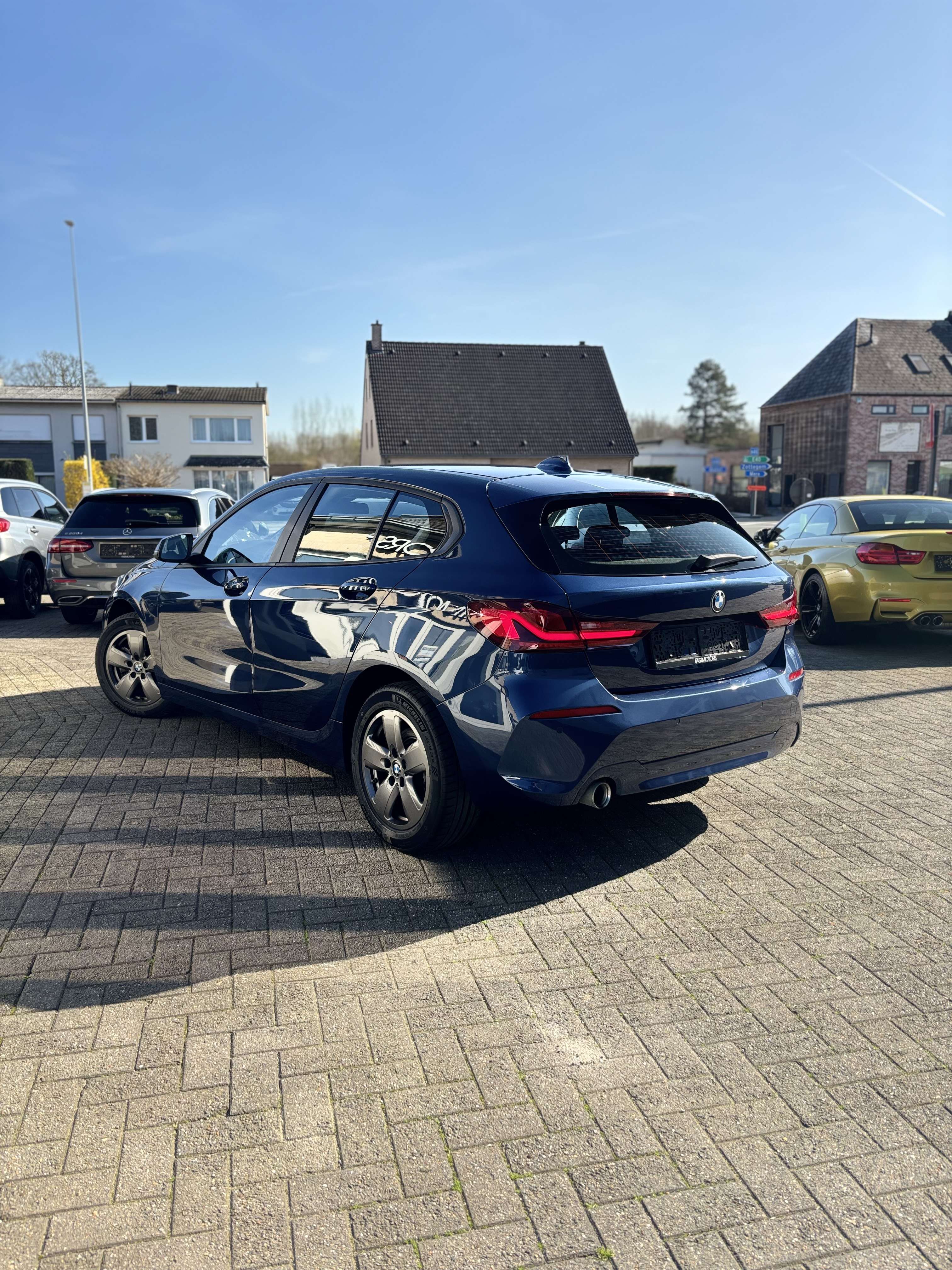 BMW 116 116 d Advantage LED PDC CARPLAY VAT CAR (EU6AP)