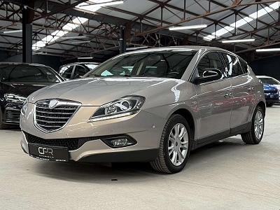 Lancia Delta 1.4 i TurboJet * GPS * CLIM AUTO * RADAR AV/AR *