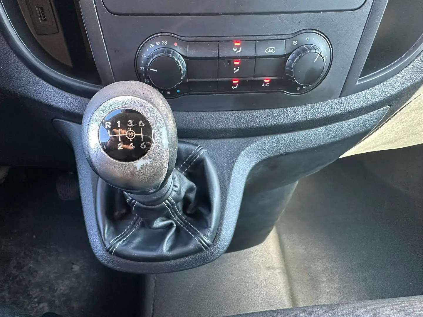 Mercedes-Benz Vito 1.7d/AIRCO/NAVI/CAMERA/ANGLE MORT/START AND STOP