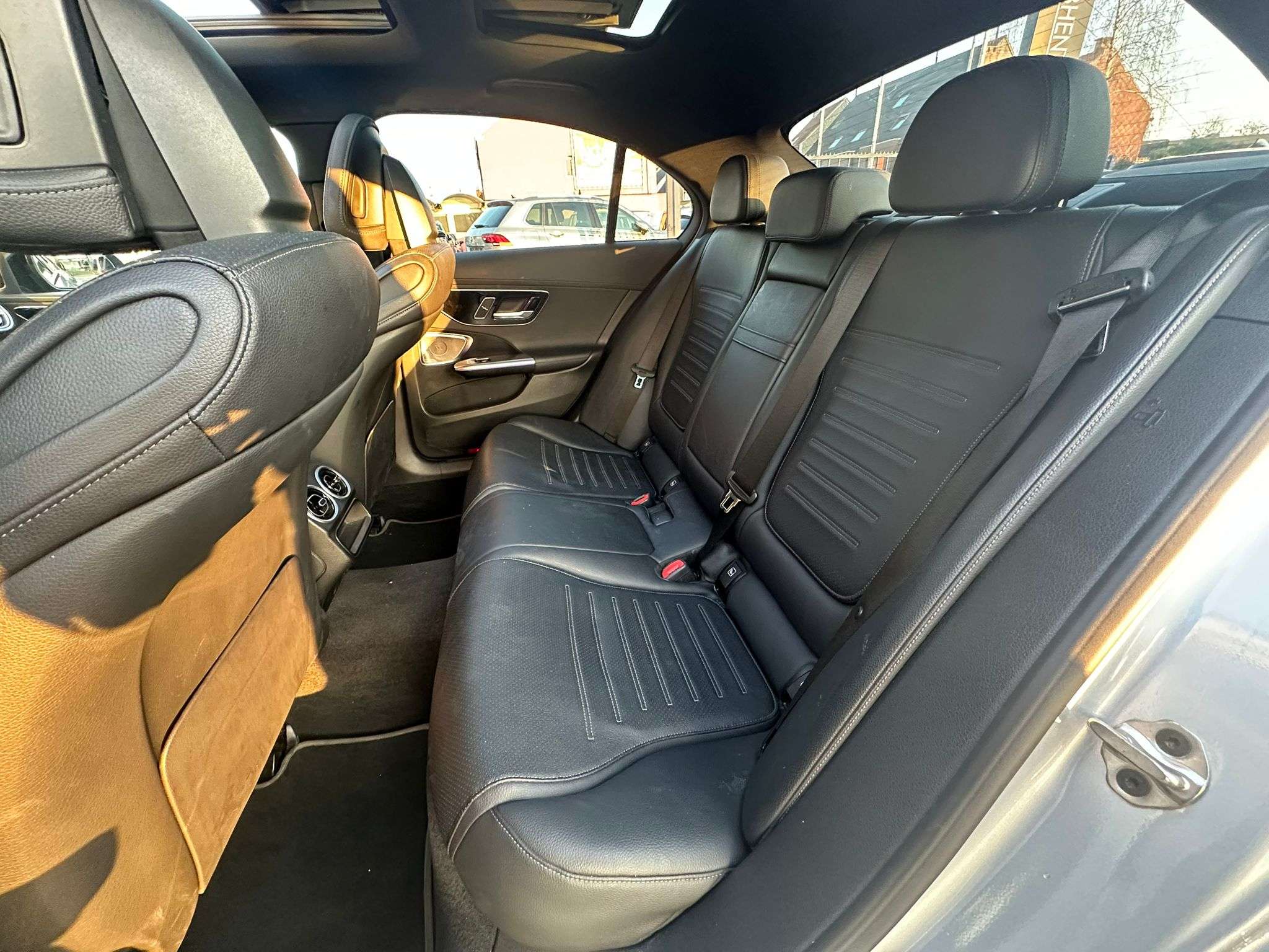 Mercedes-Benz C 220 C 220 d AMG PACK/PACK NIGHT/CAMERA360/TOIT PANO/