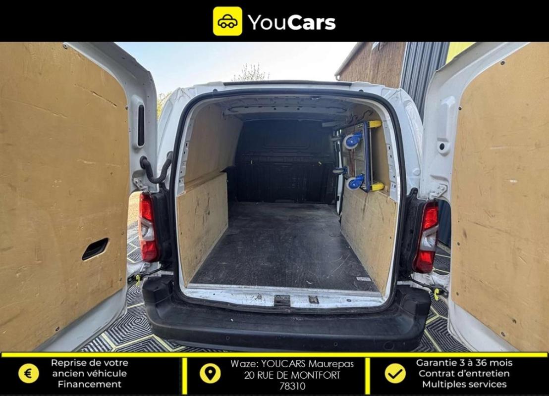 Citroen Berlingo XL 1.6 BlueHDi 100 cv ENTRETIEN A JOUR CAMERA DE RECUL APPLE CARPLAY PREMIERE MAIN