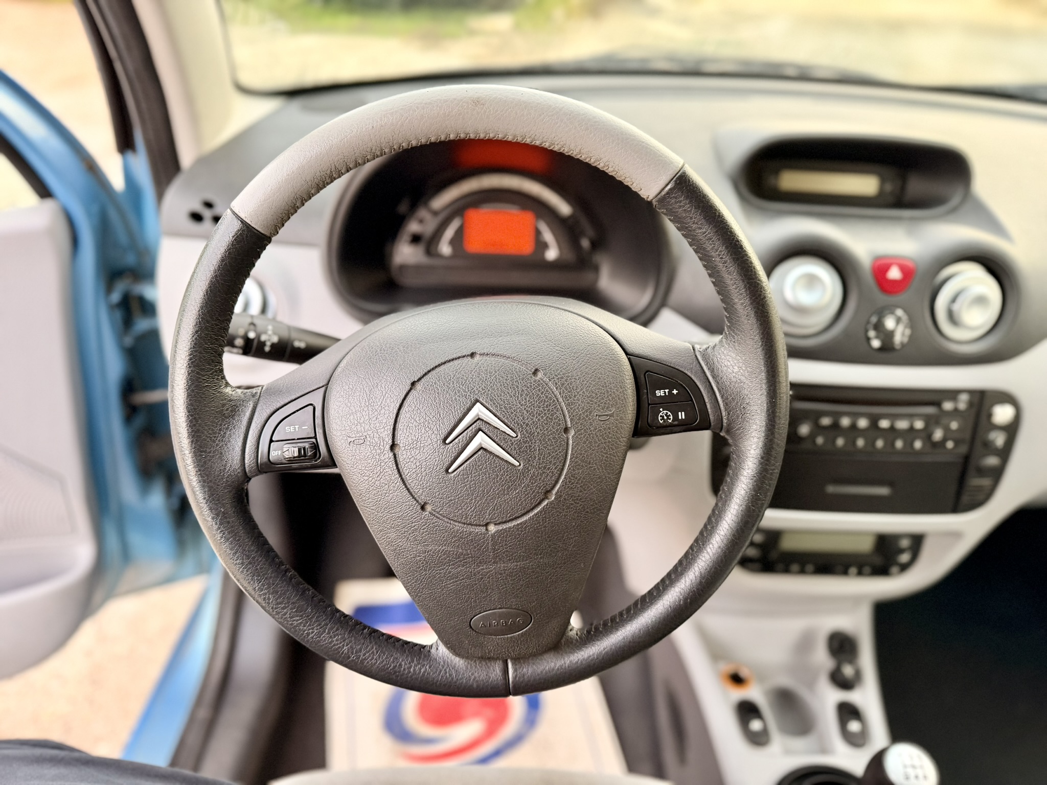 Citroen C3 (2) 1.4 EXCLUSIVE