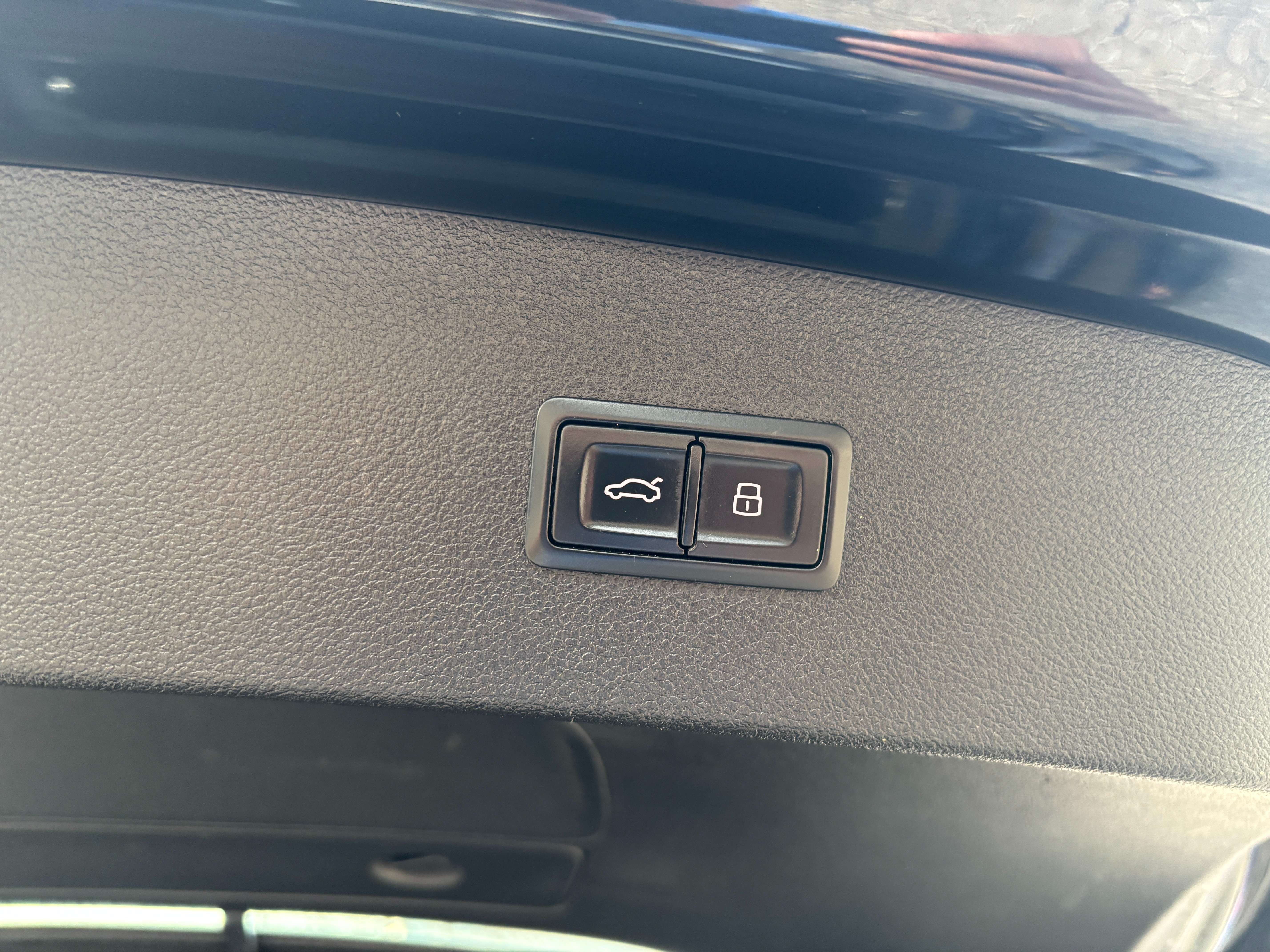 Audi A7 3.0 TDi V6 S tronic *TOIT OUV*1ER PROP*GARANTIE*