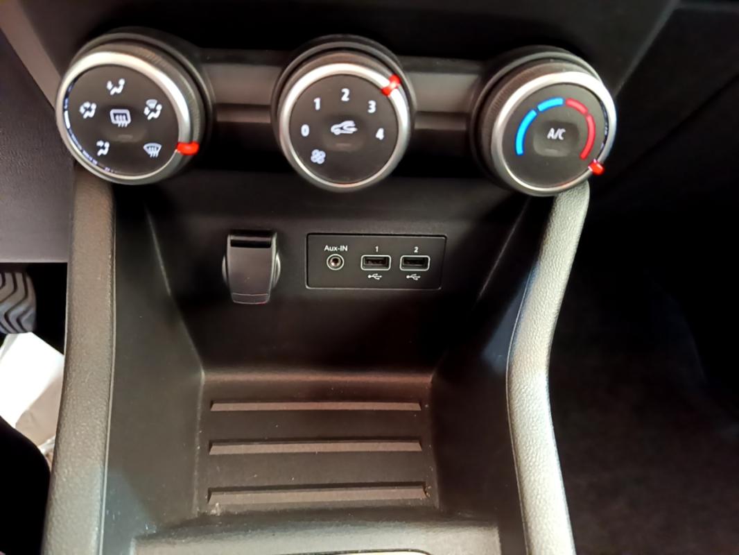 Renault Clio Société V Air Nav Blue dCi 100 -21N