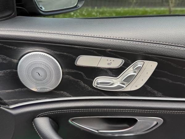 Mercedes-Benz Classe E V (2) 220 D AMG LINE 9G-TRONIC