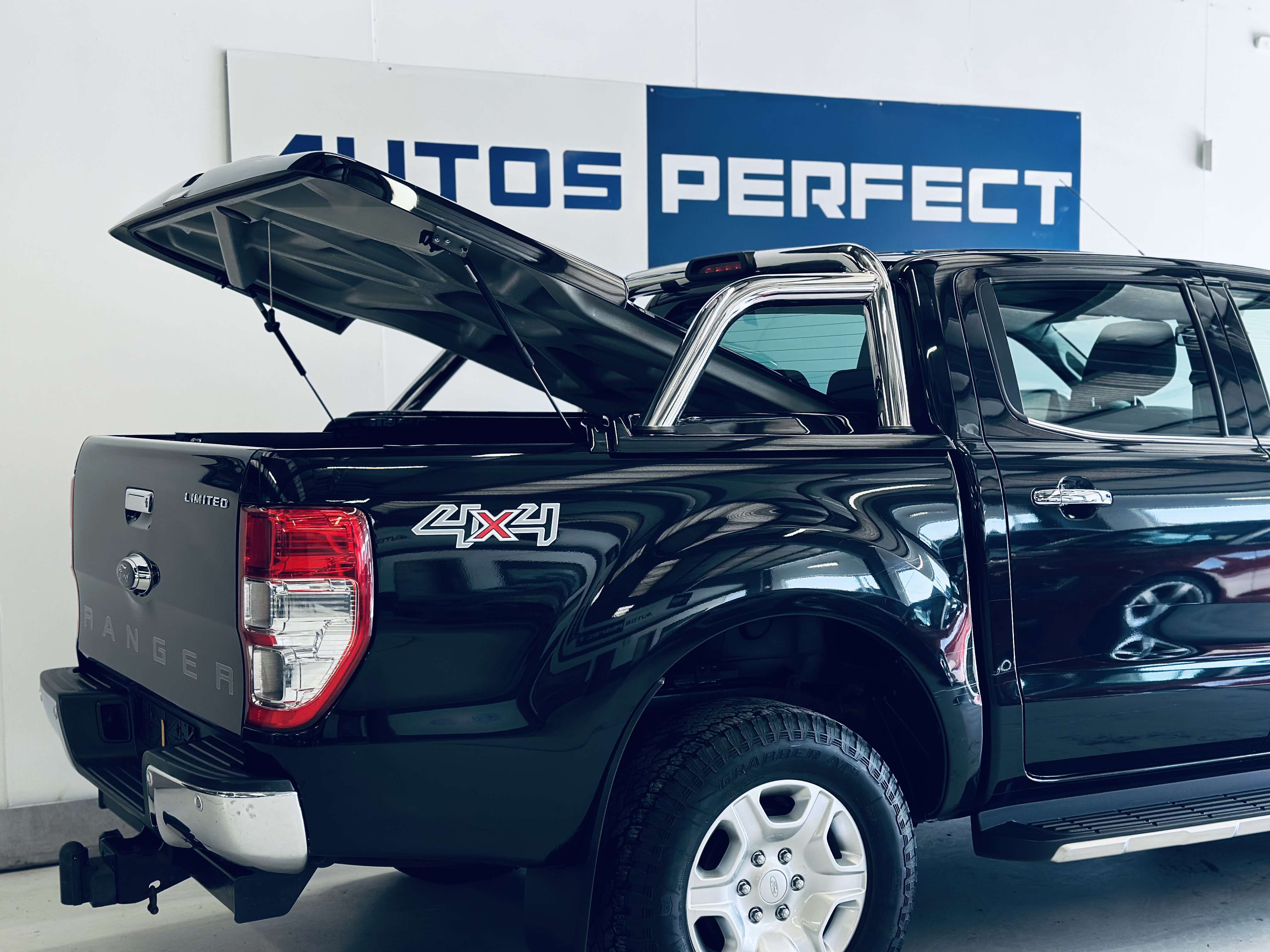 Ford Ranger 3.2TDCi Limited NAVI CAMERA CUIR CLIM REG VTS FULL
