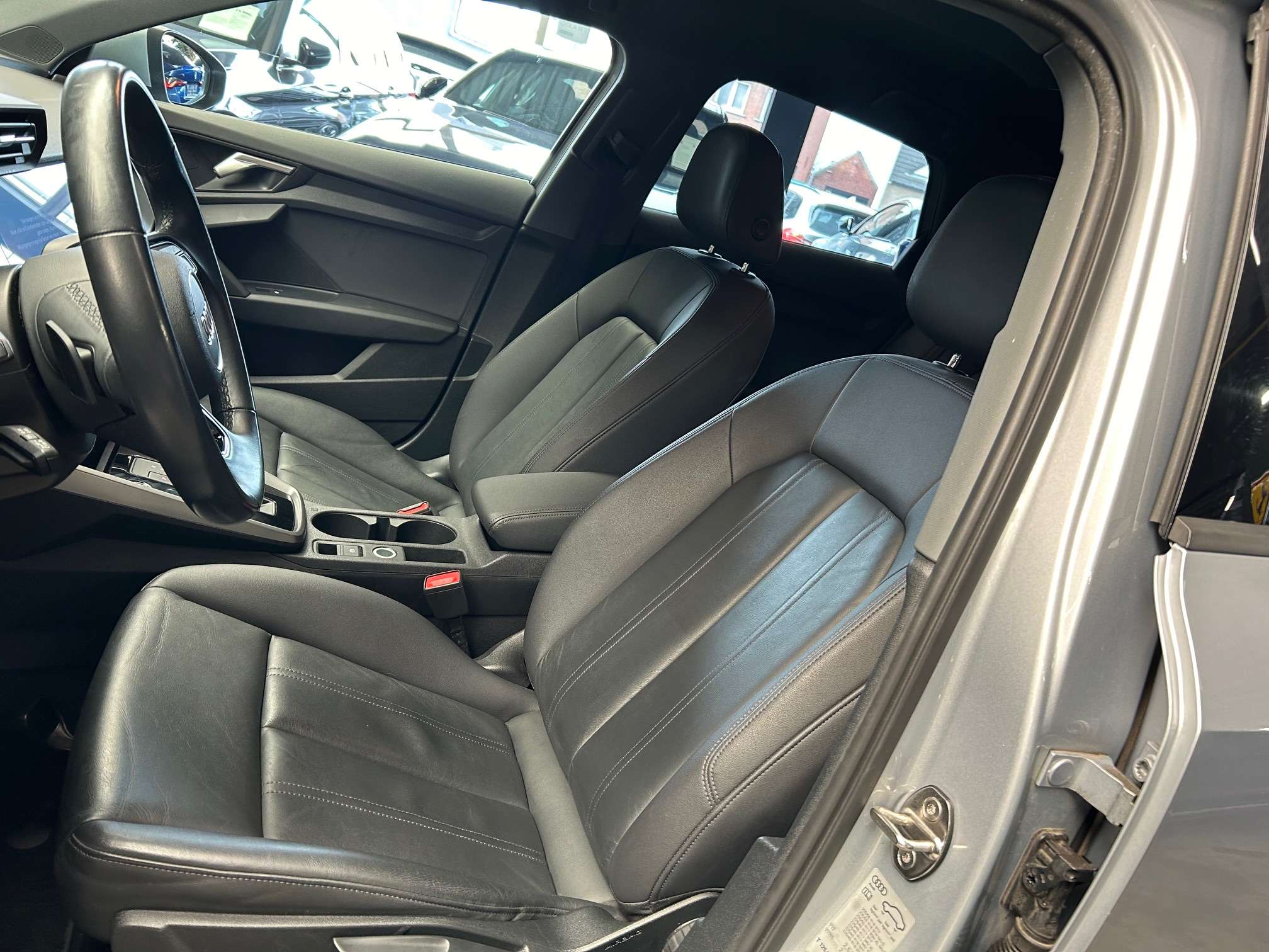 Audi A3 30 TFSI S Tronic Led/Leder/Pdc/Gps *1j garantie*