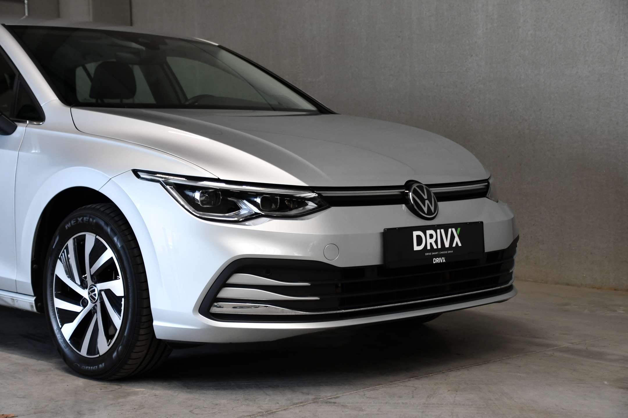 Volkswagen Golf PHEV - Camera - Carplay - Adaptive Cruise Control - Sfeerverlichting - DAB
