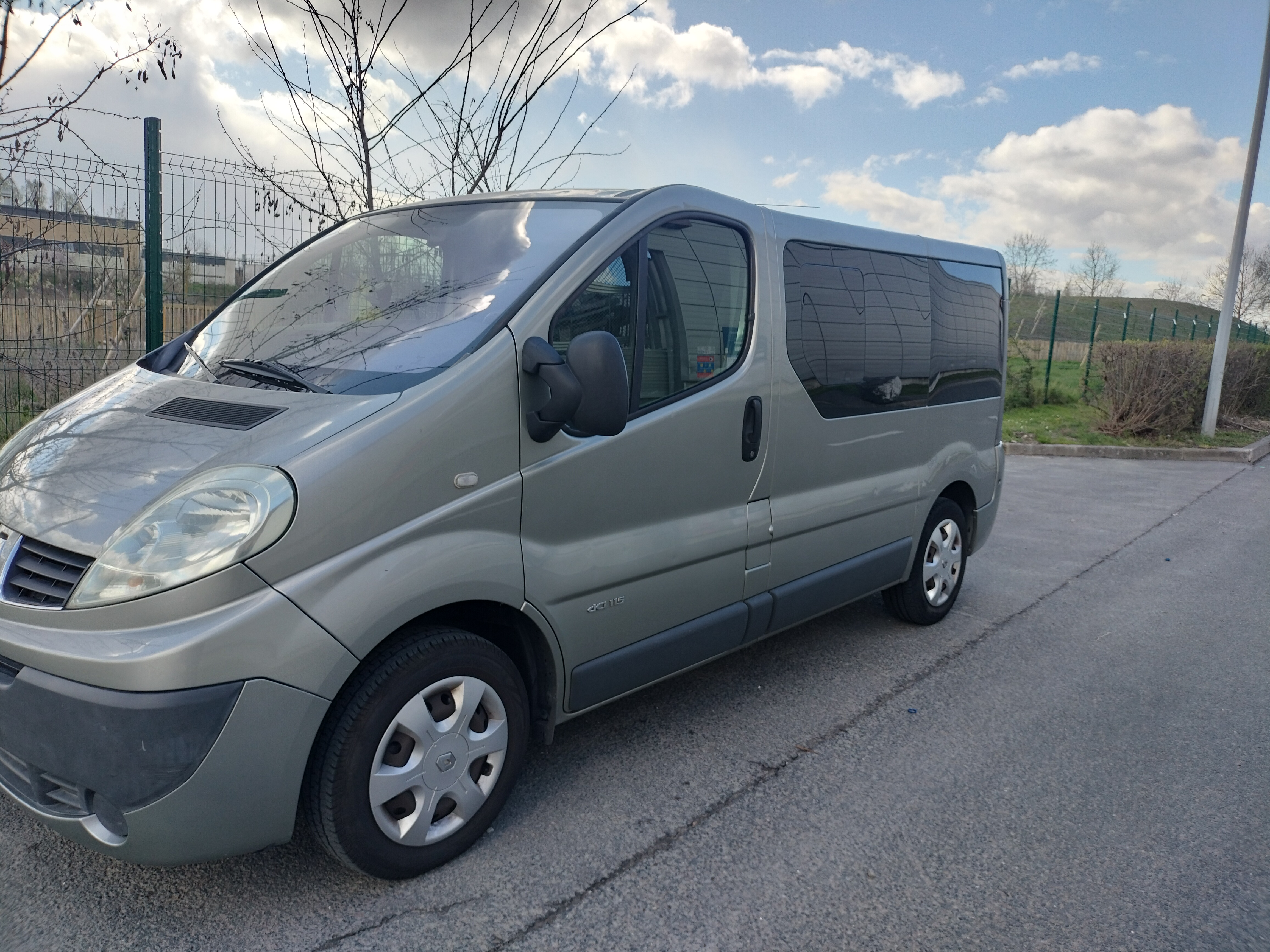 Renault Trafic 2.0 115 cv 9 places Passenger