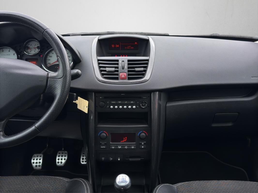 Peugeot 207 1.6 THP 16V 150ch Féline