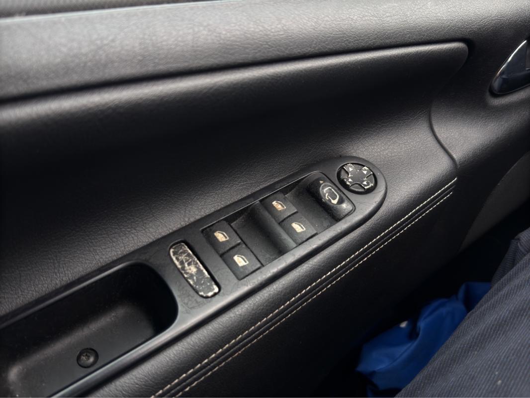 Peugeot 207 1.6 THP 16V 150ch Féline