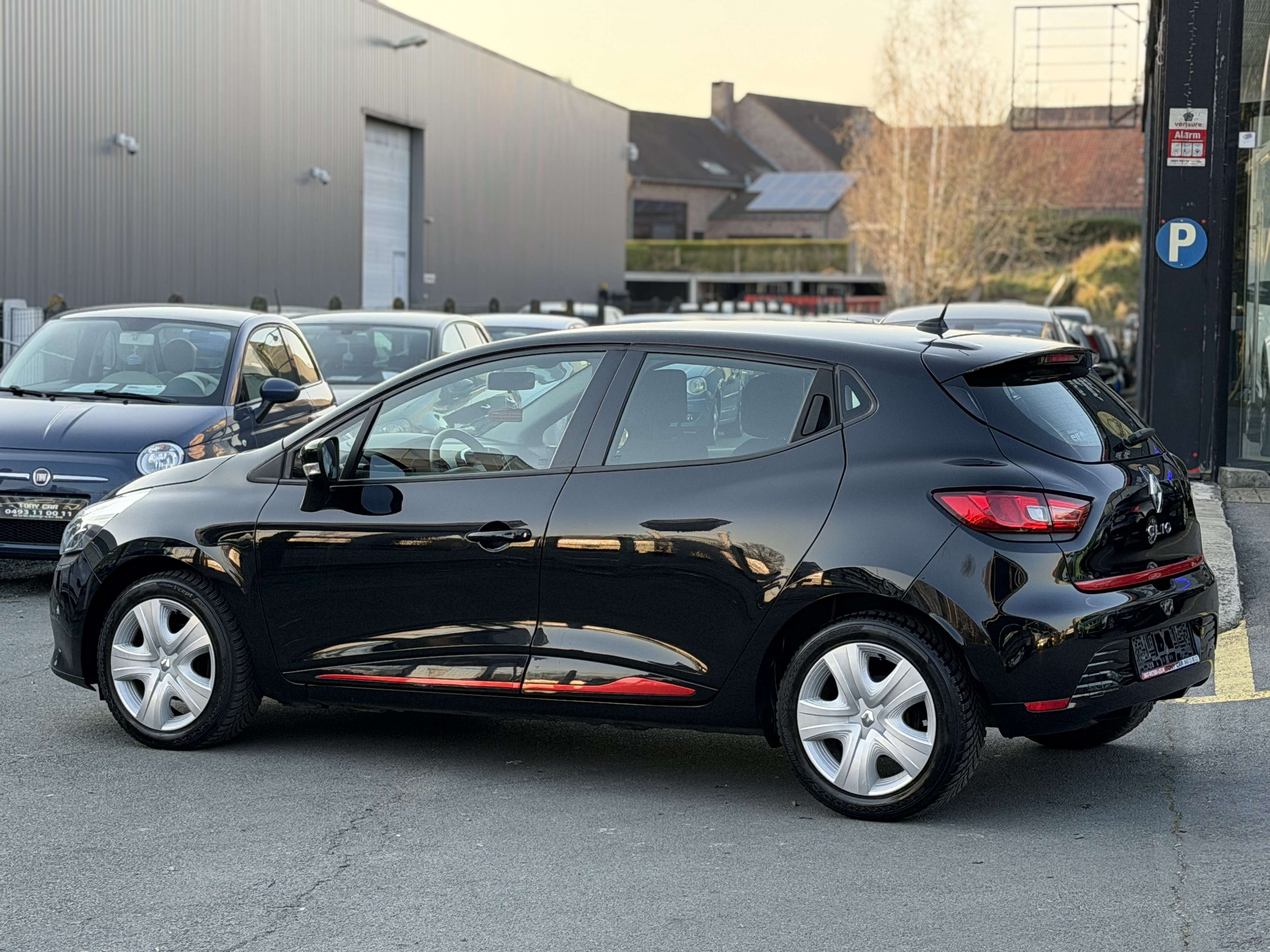 Renault Clio Clio 1.2i*CLIMA*NAVI*BT*USB*Garant 12 Mois