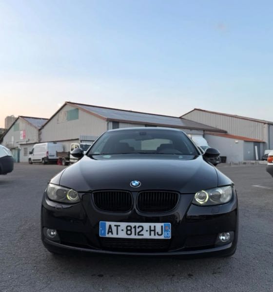 Bmw Serie 3 (E92) COUPE 325DA 197 LUXE