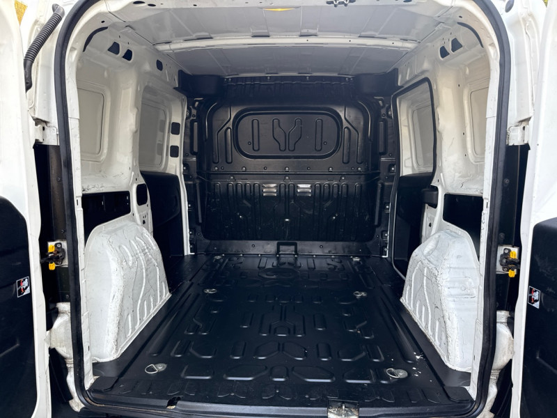 Opel COMBO CARGO 1.4 ESS 95CH * 2 PLACES * 90.000KM * 12/2014 * GARANTIE