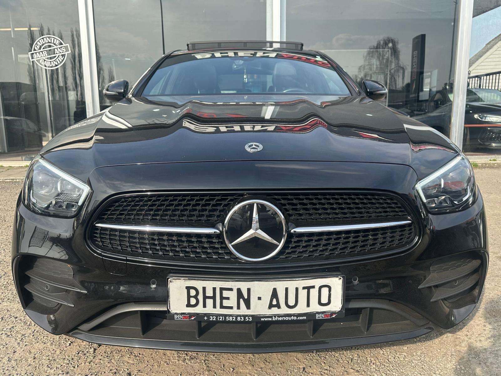 Mercedes-Benz E 300 de 4-Matic/PACK AMG/PACK NIGHT/TOIT PANO/GARANTIE