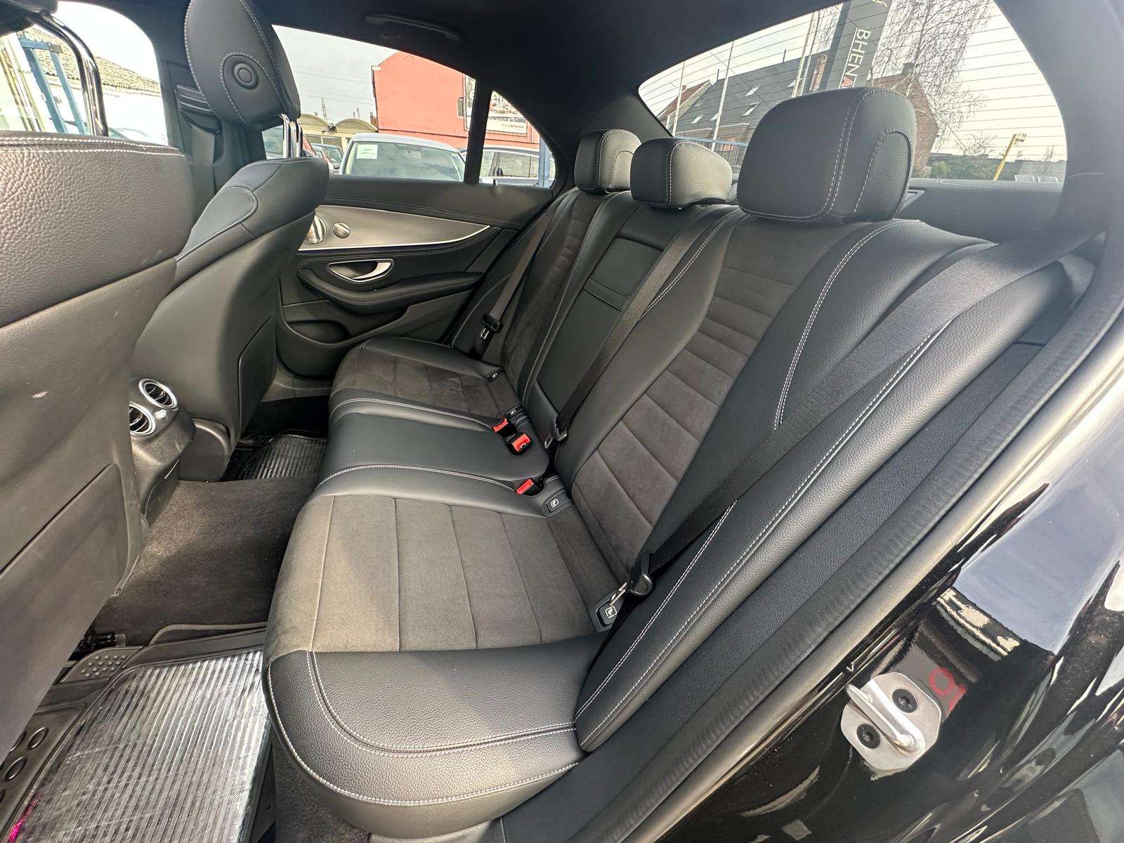Mercedes-Benz E 300 de 4-Matic/PACK AMG/PACK NIGHT/TOIT PANO/GARANTIE