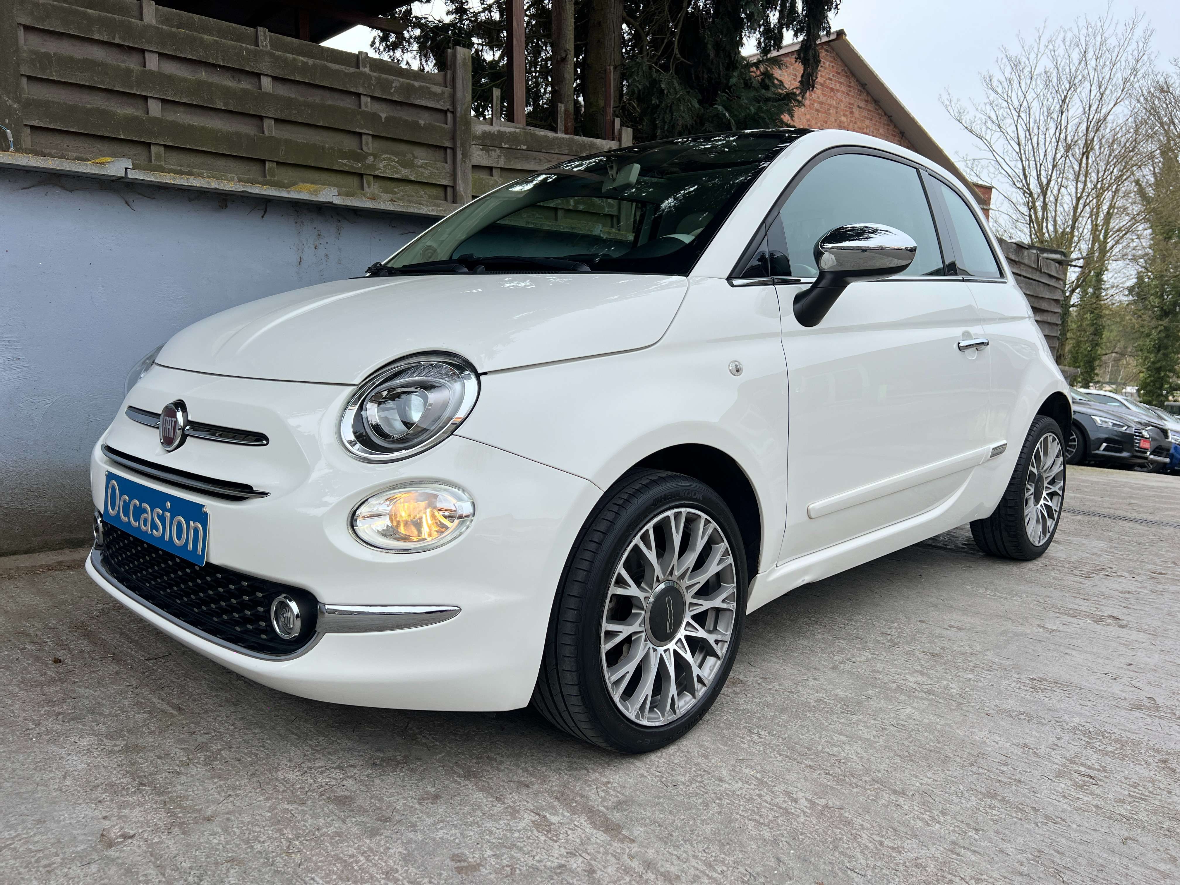 Fiat 500 1.2i Lounge ( Navig Appel CarPlay clim pdc)