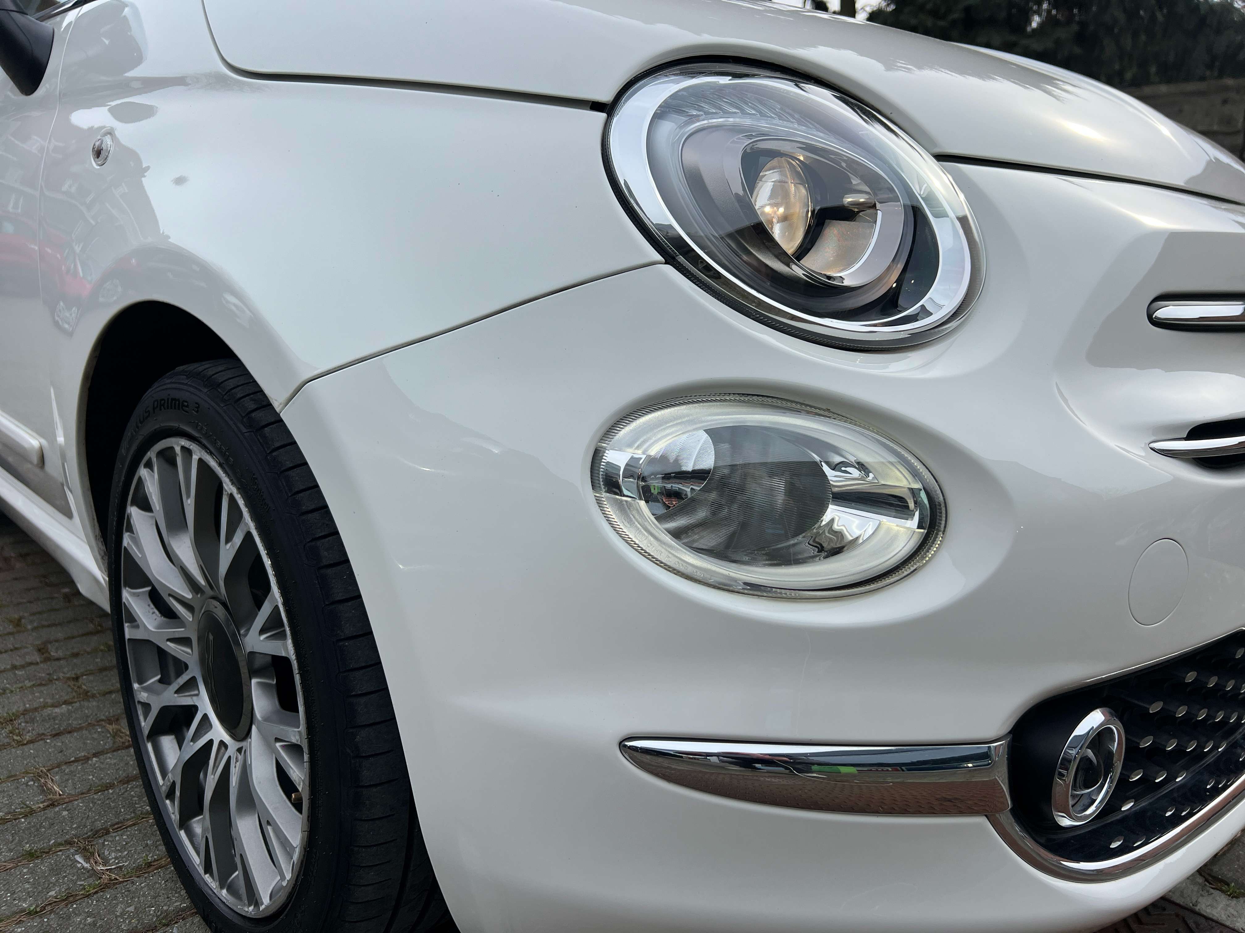 Fiat 500 1.2i Lounge ( Navig Appel CarPlay clim pdc)