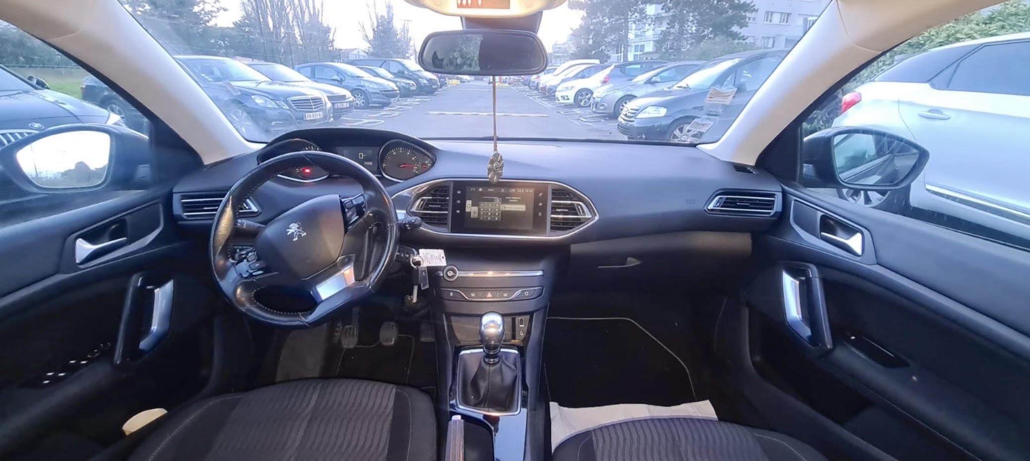 Peugeot 308 II (2) 1.2 PURETECH 130 S&amp;S GT LINE
