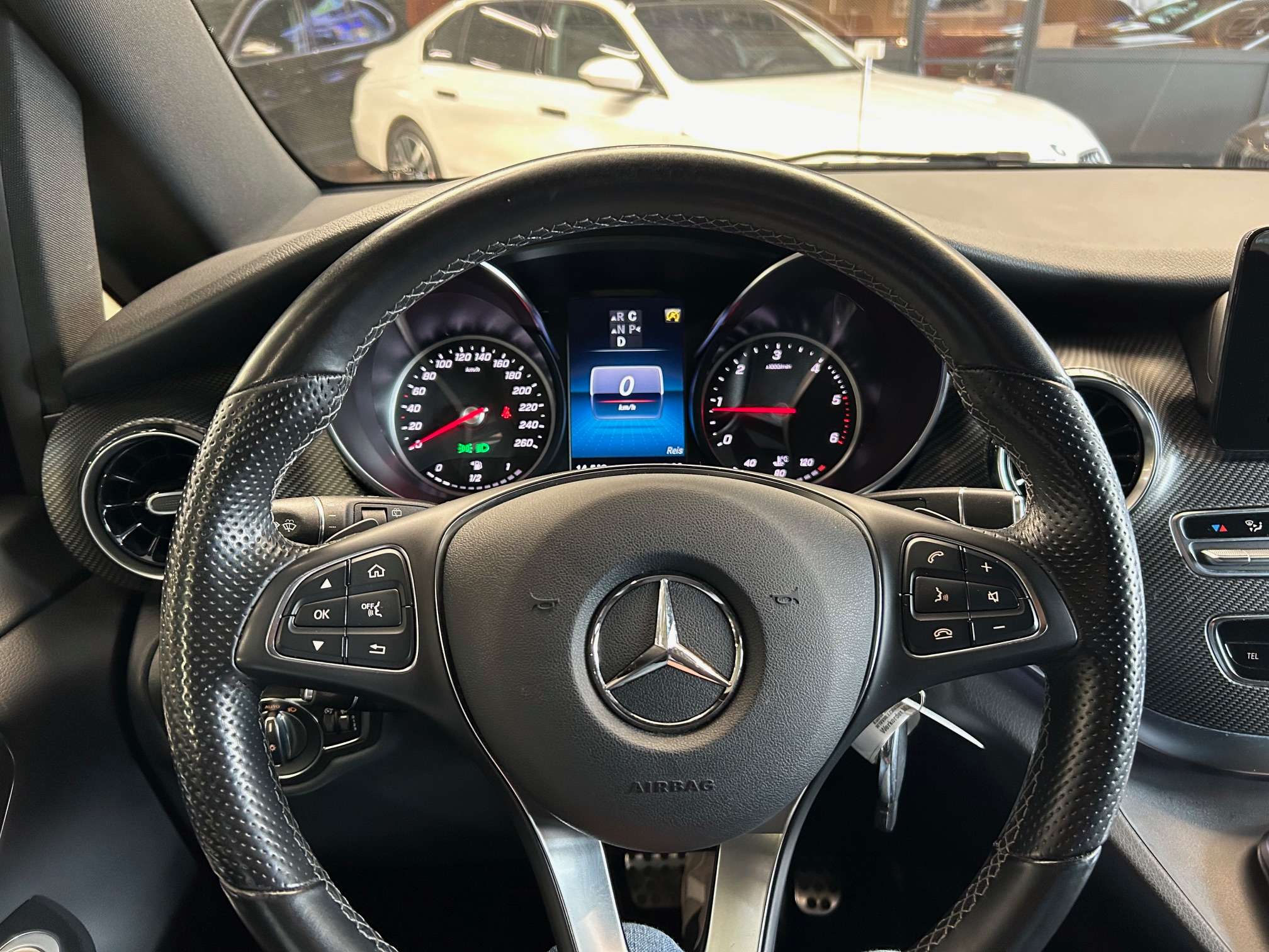 Mercedes-Benz V 250 d AMG Line DoubleCab Alu19"/Cam/Gps *1j garantie*