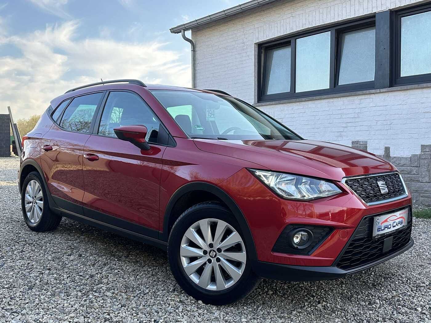 SEAT Arona 1.0 TSI Move! LED/SENSOR/GPS/CARPLAY/CRUISE/