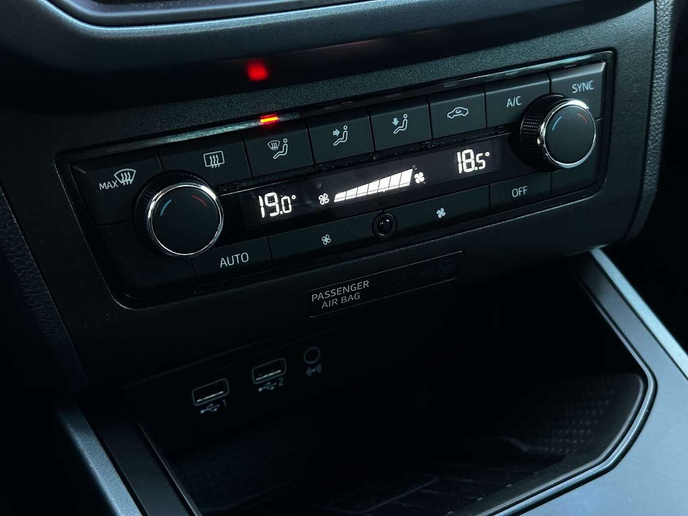 SEAT Arona 1.0 TSI Move! LED/SENSOR/GPS/CARPLAY/CRUISE/