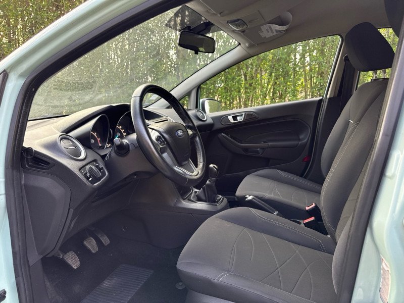 Ford FIESTA 1.0 ESS 80CH BUSINESS * 5 PORTES * 2017 * 1ERE MAIN