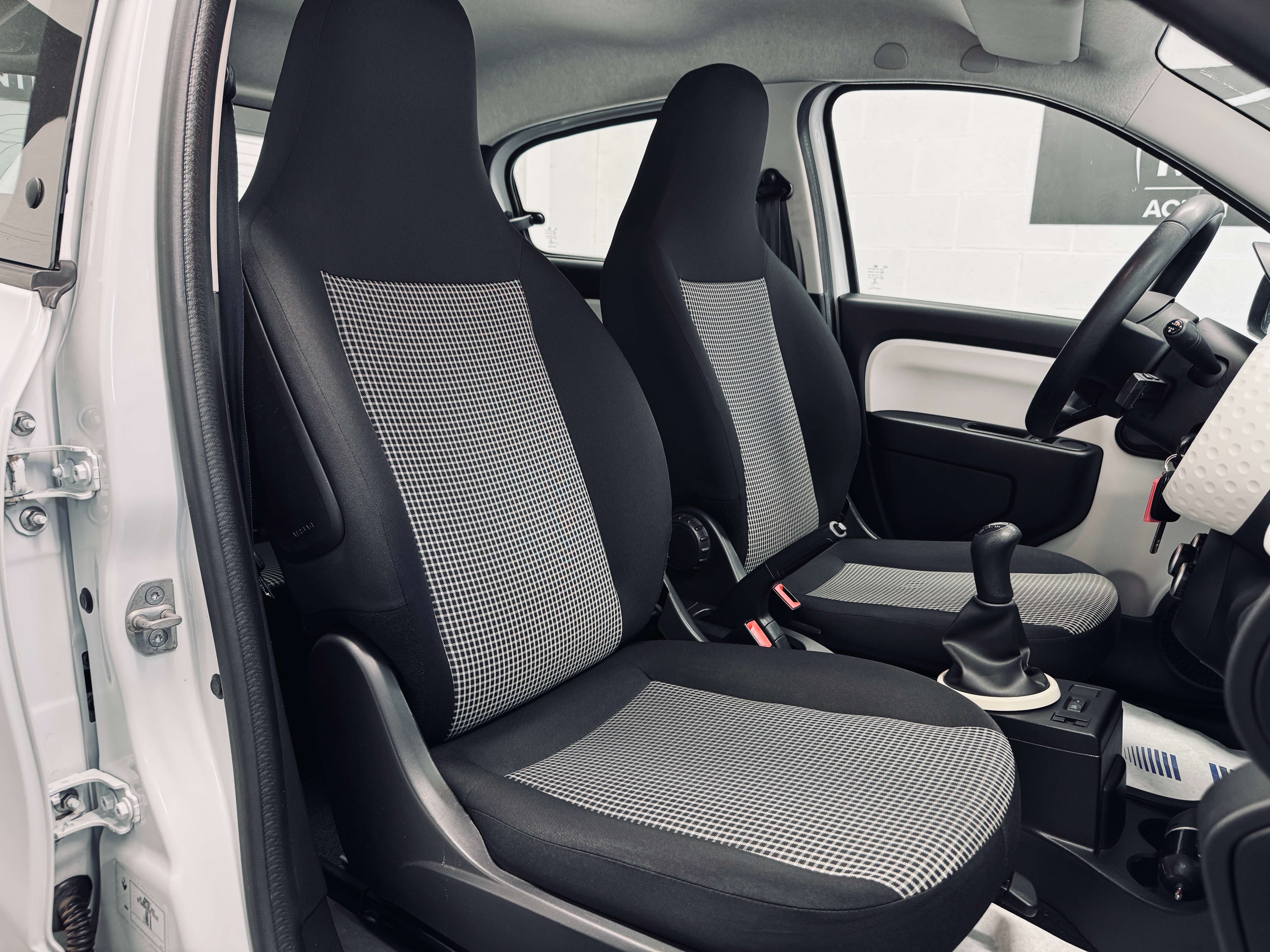 Renault Twingo Twingo 1.0i essence, clima. GARANTIE 1 AN