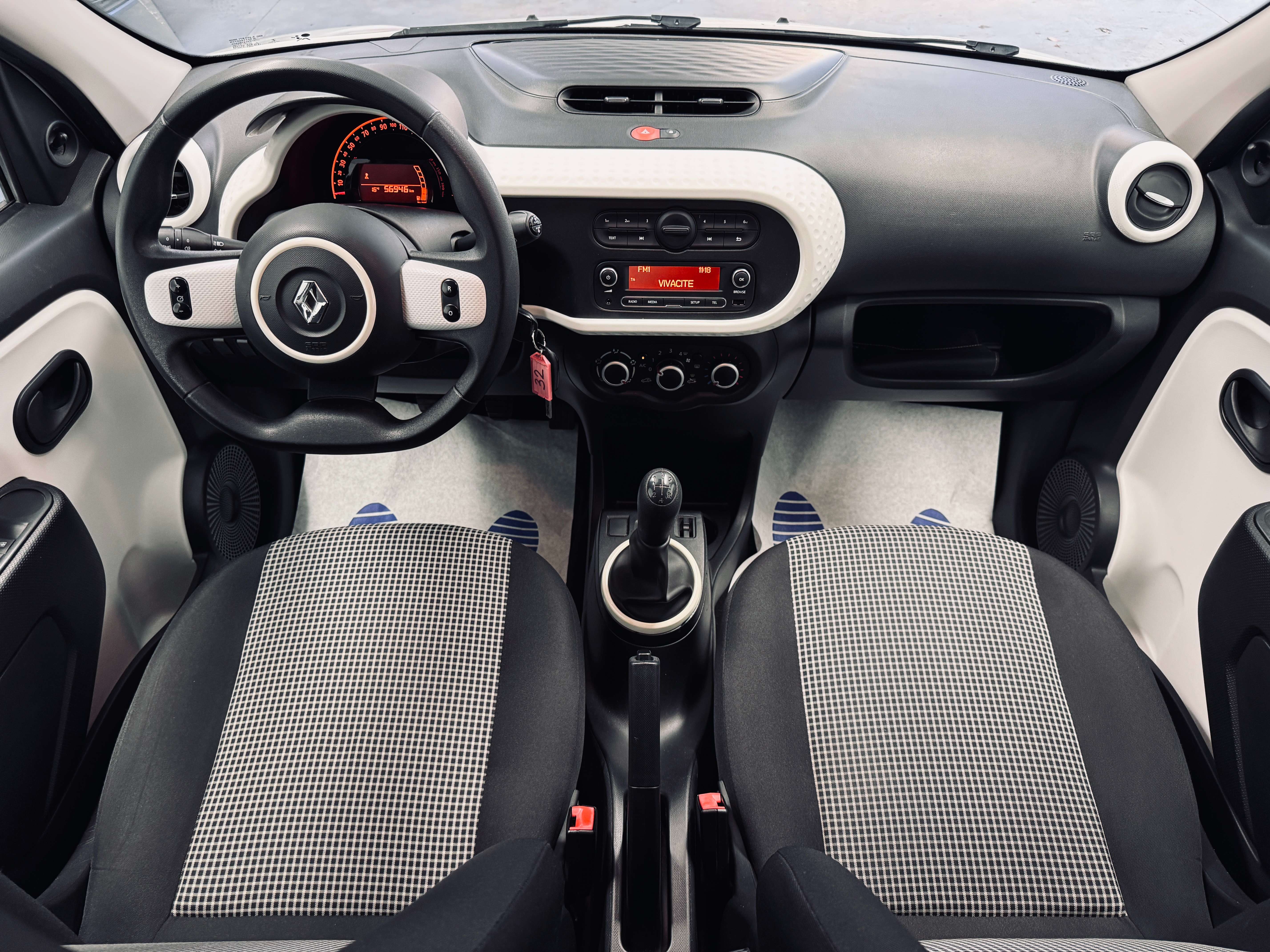 Renault Twingo Twingo 1.0i essence, clima. GARANTIE 1 AN